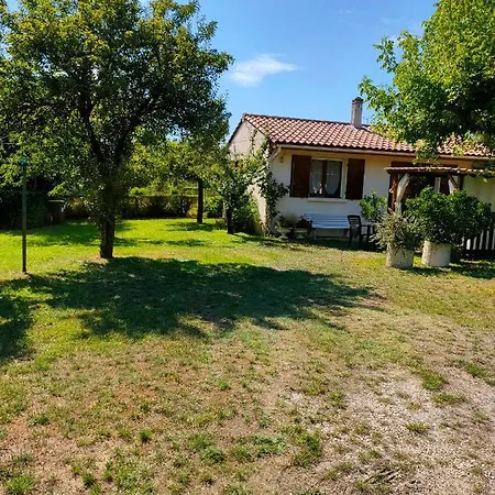 Le De Colette Et Jean-claude Holiday home