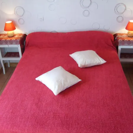 Holiday home Le De Colette Et Jean-claude